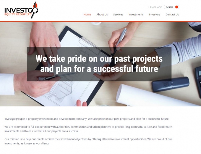 Minimalist design layout featuring large rotating banner images on the website home page.